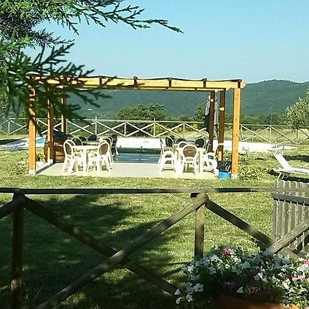 פוליניו Agriturismo San Martino מראה חיצוני תמונה