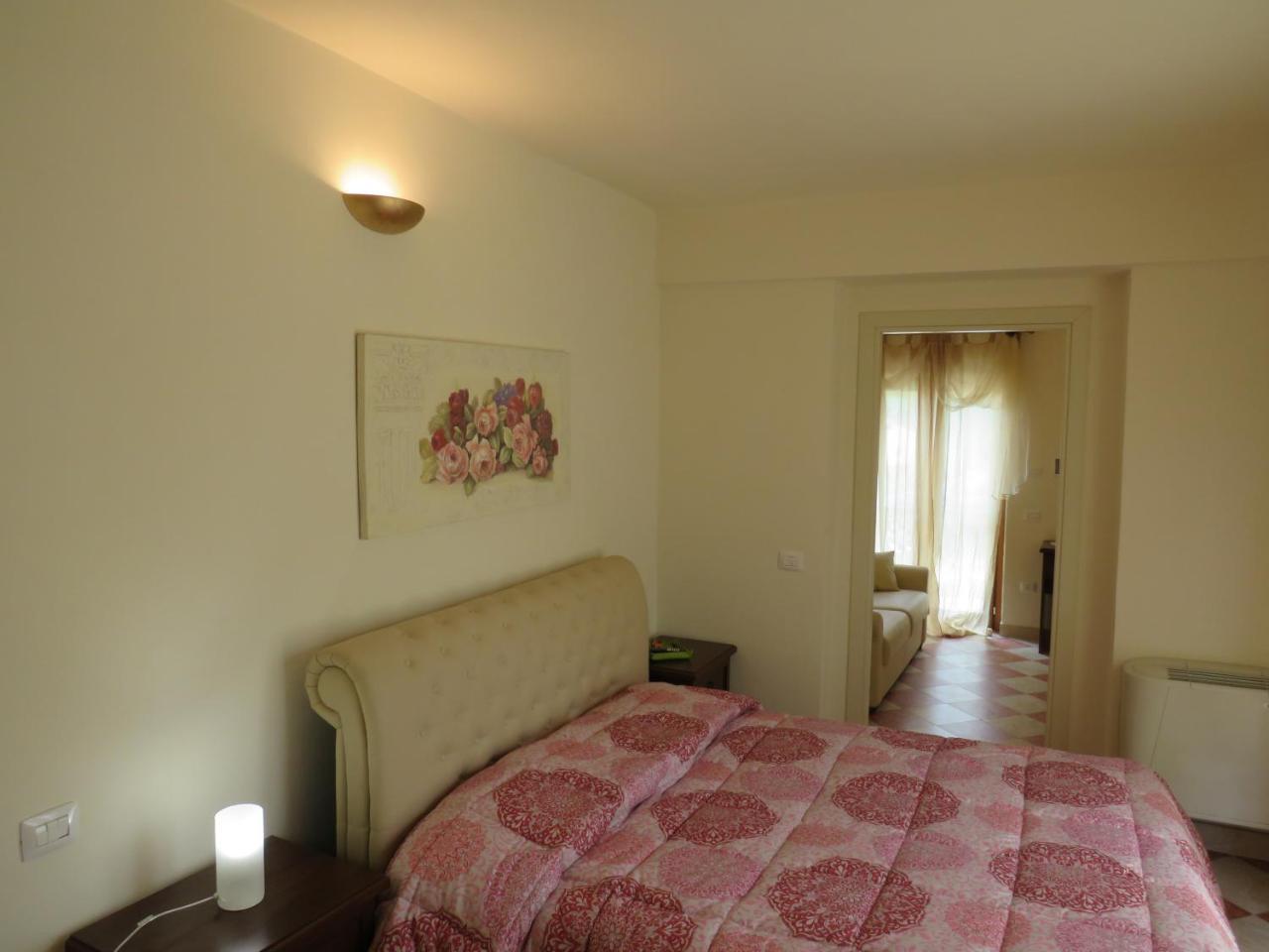 פוליניו Agriturismo San Martino מראה חיצוני תמונה