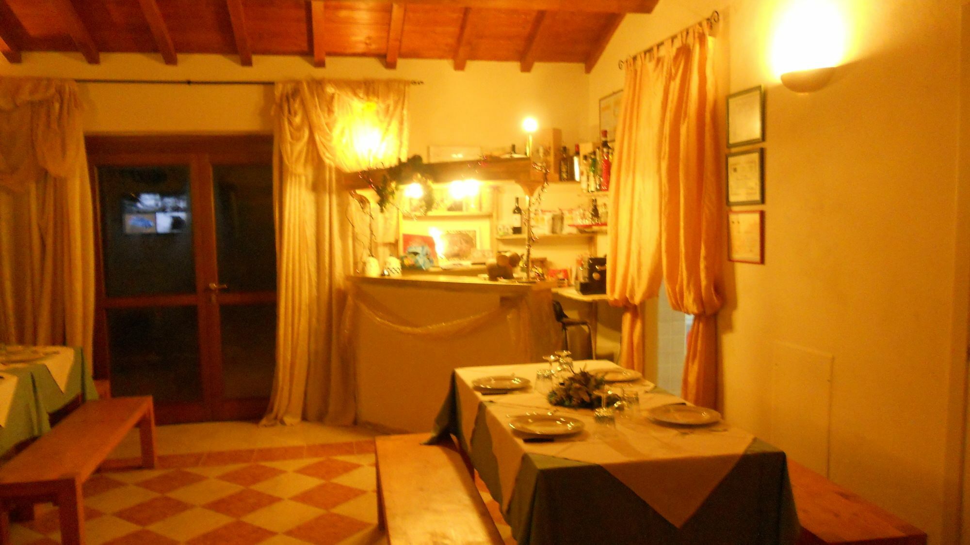 פוליניו Agriturismo San Martino מראה חיצוני תמונה